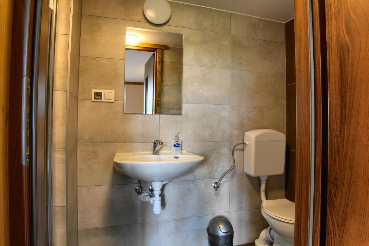 Osrodek Wypoczynkowy U Bartka Bed and Breakfast Czerwienne Eksteriør billede